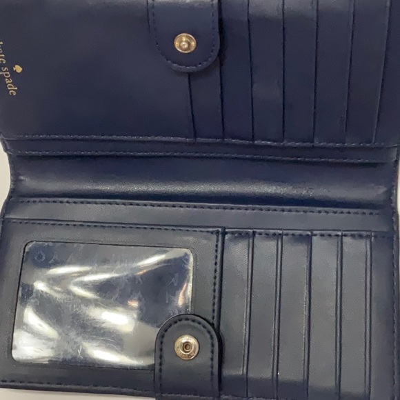 Kate Spade Wellesley Hannah Tropical Stripe Bay Crossbody and matching wallet - Picture 5 of 8